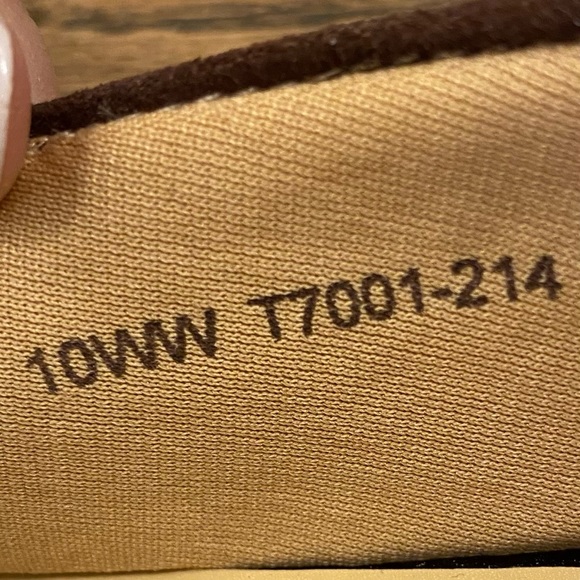 Dea Slings by Trotters Size 10WW - Picture 10 of 11